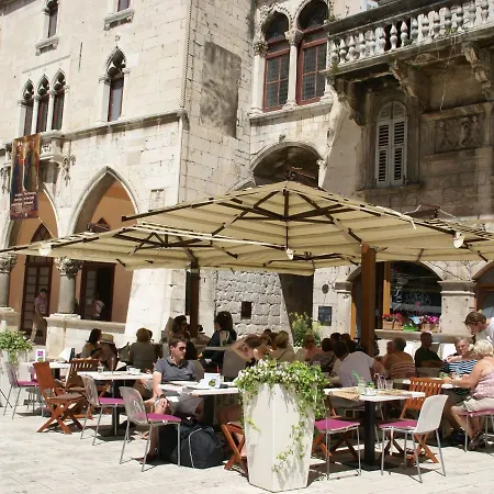 Appartement 3 Km Outside The Historical Centre Split