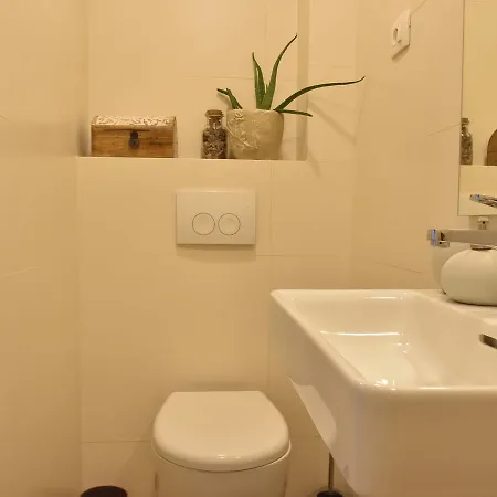 Appartement 3 Km Outside The Historical Centre Split