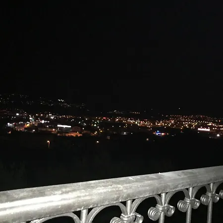 3 Km Outside The Historical Centre Appartement *